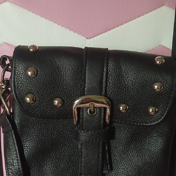 MilwaBlack Leather Crossbody Bag with Metal Accents - Picture 3 of 10